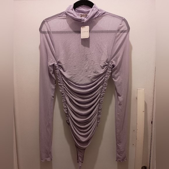 NEW! Intimately by Free People long sleeve bodysuit. Size large - Picture 4 of 4